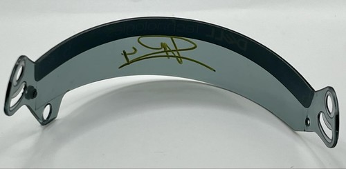 F1, FORMULA 1 MCLAREN LANDO NORRIS SIGNED 1/2 BELL MINIHELMET 2022 VISOR 2 - Picture 4 of 6