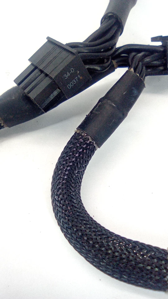 Corsair 8PIN to Dual 6+2 PCIe Type 4 Cable Cord GPU AX HX RM PCIE Cable  - Image 4 of 4