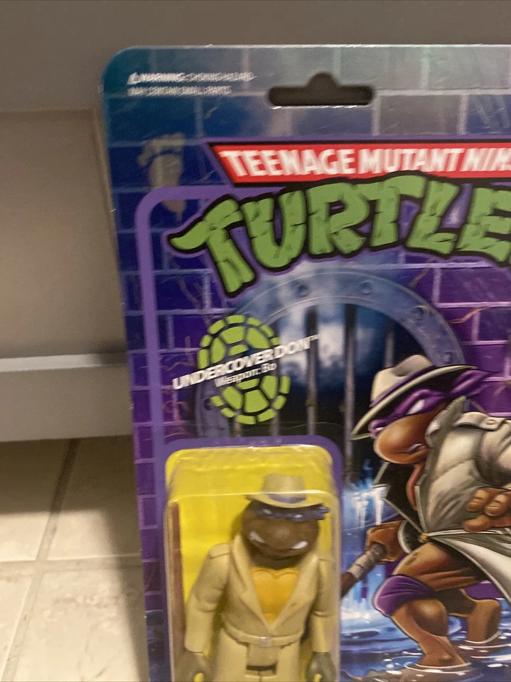 Arma de reacción Super7 Teenage Mutant Ninja Turtles encubierta Don Donatello BO Foto 3 de 4