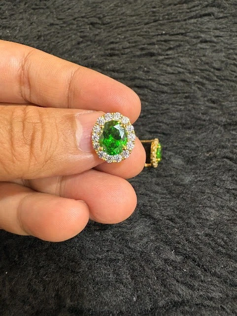 4 Ct Oval Simulierte Smaragd Diamant Halo Ohrstecker 18K Gelb Vergoldet - Bild 4 von 4