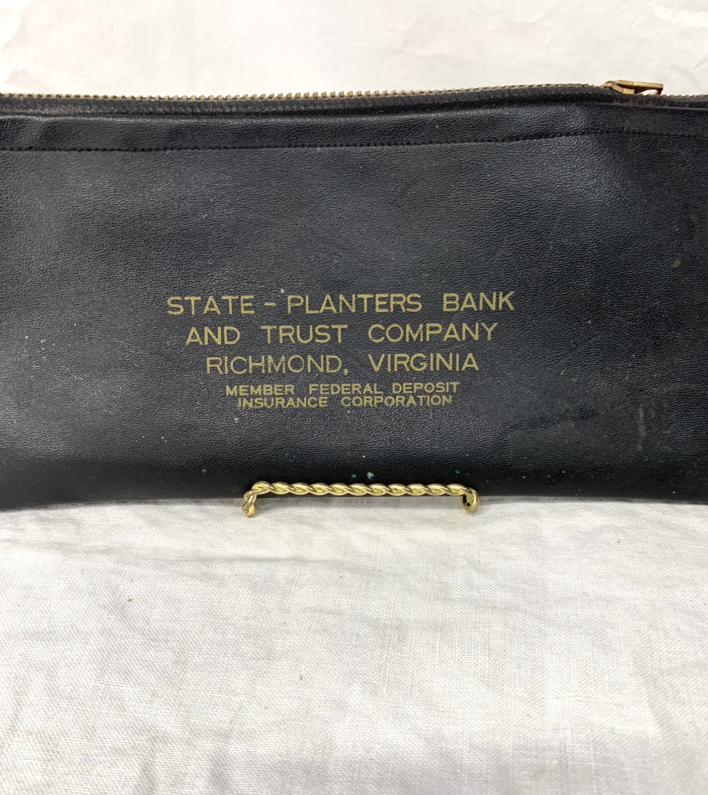 Vintage Zip Coin Bank Pouch A Rifling Co State Planters Richmond VA