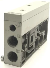 Numatics 354BB53AN000 Solenoid Valve, 3-Position, 4-Way, 2 x 1/2" Side Ports