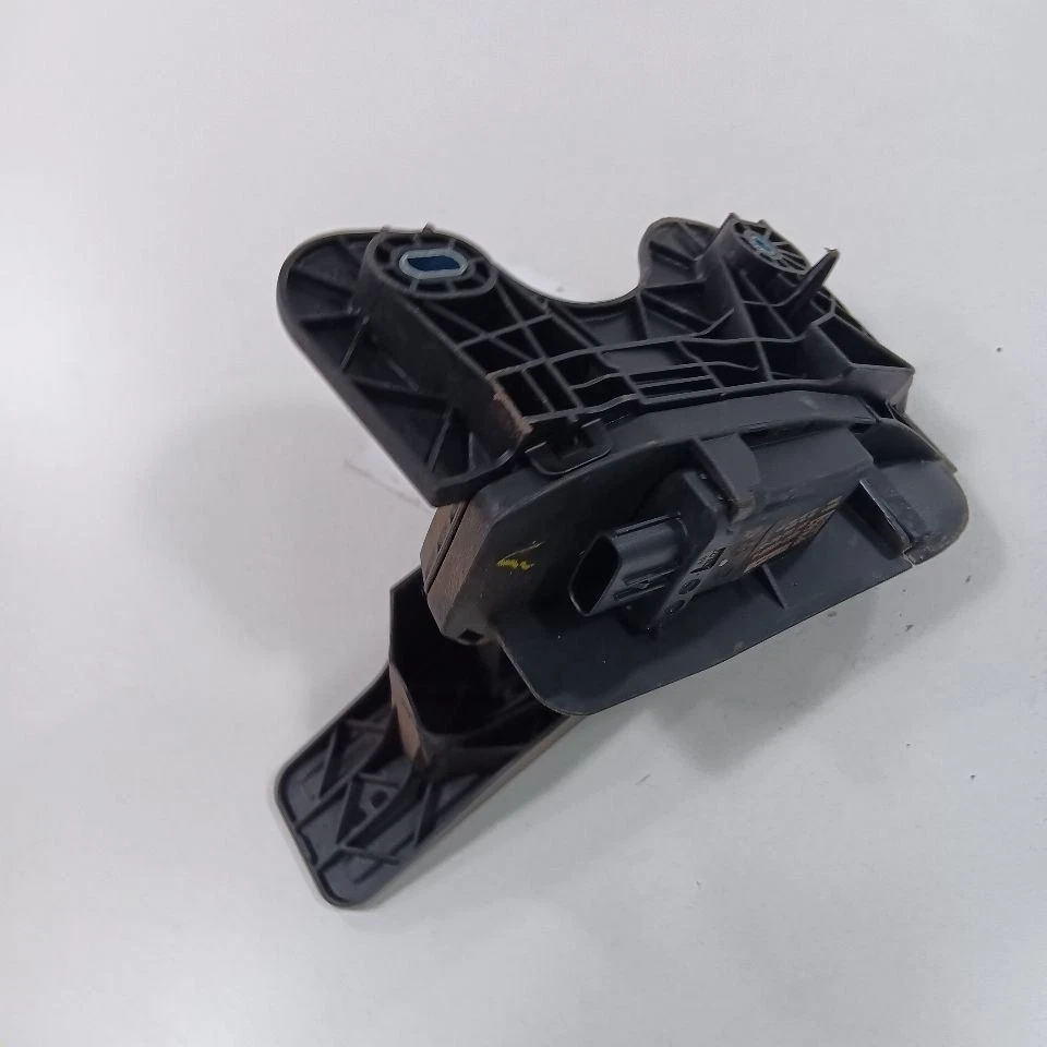 Mazda CX-5 Gas Pedal 2016 2015 2014 2013 - Image 2 of 4