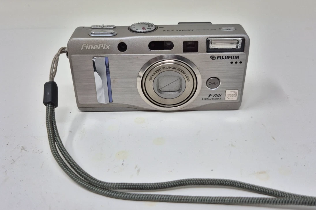 Fujifilm FinePix F700 Digital Cameras for Sale - Shop New & Used