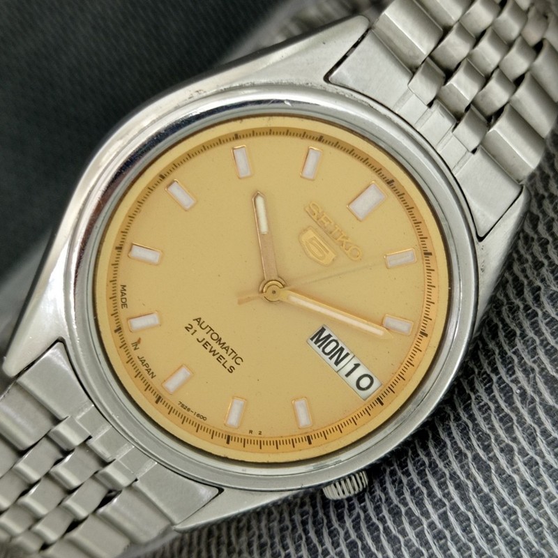 GENUINE VINTAGE SEIKO 5 AUTOMATIC 7S26A JAPAN MENS ORIGINAL DIAL WATCH a2632-U