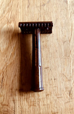 Trumpf, rasoio DDR vintage, plastica, pettine aperto, marrone