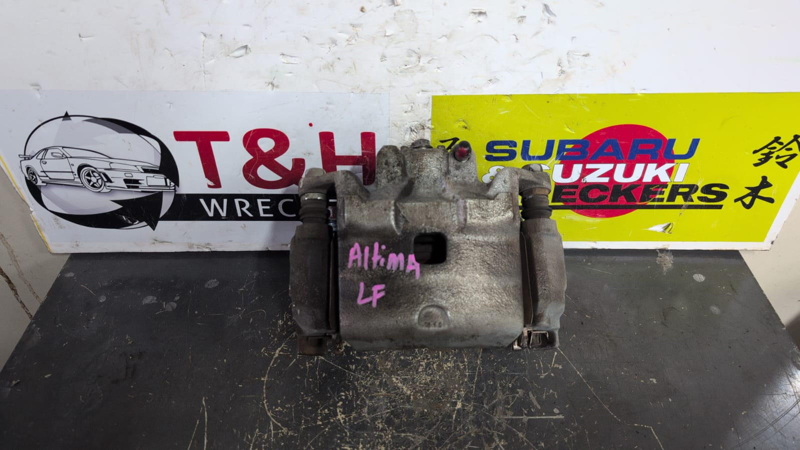 2013 - 2020 Nissan Altima V L33 Left Front Caliper Nissan