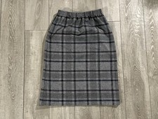 Vintage Ermane Women’s Gray Plaid Skirt Size 11-12 Made In USA