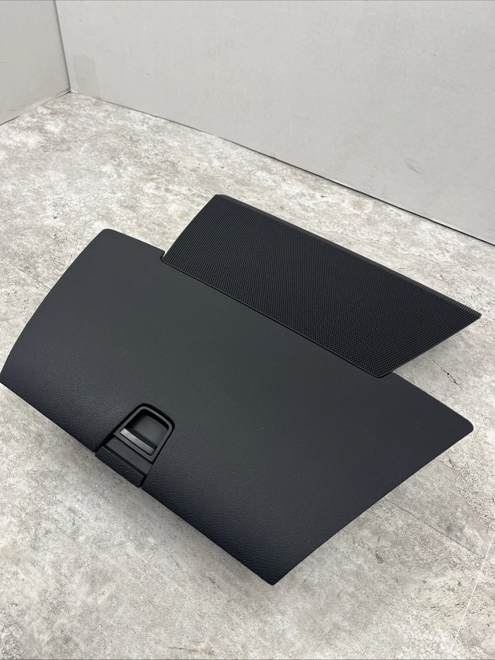 Chevrolet Traverse 2009-2014 tablero superior compartimento de almacenamiento 22872783 ébano Foto 2 de 4