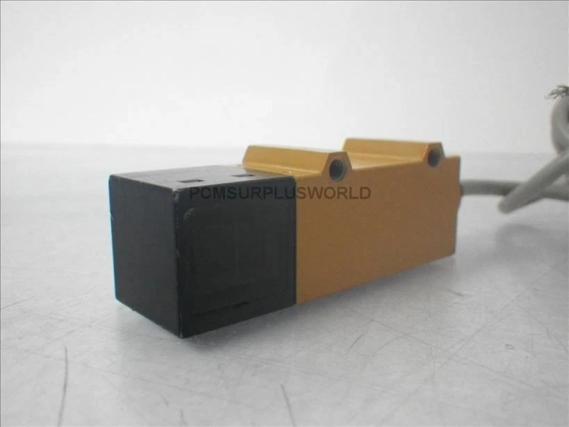 E3S-RS30E42-30 E3SRS30E4230 Omron photoelectric switch sensor (Used and Tested) - Image 2 of 4