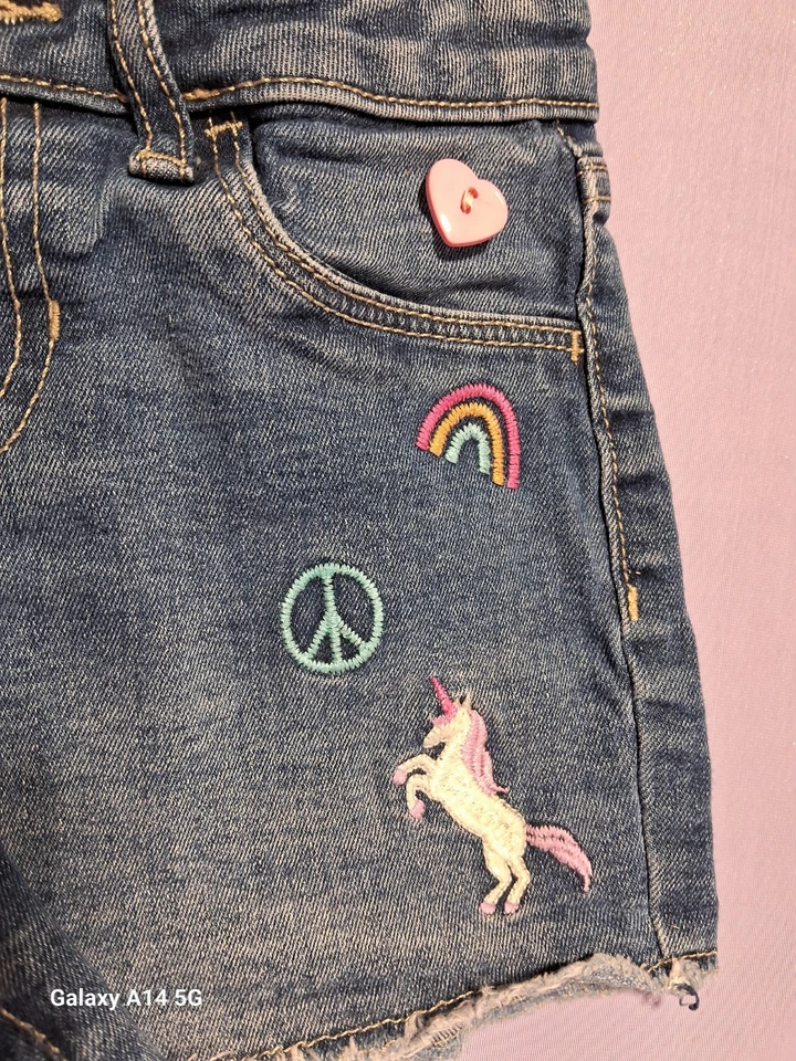 GIRLS JUMPING BEANS EMBROIDERED SHORTS SIZE, 7 - Image 3 of 4