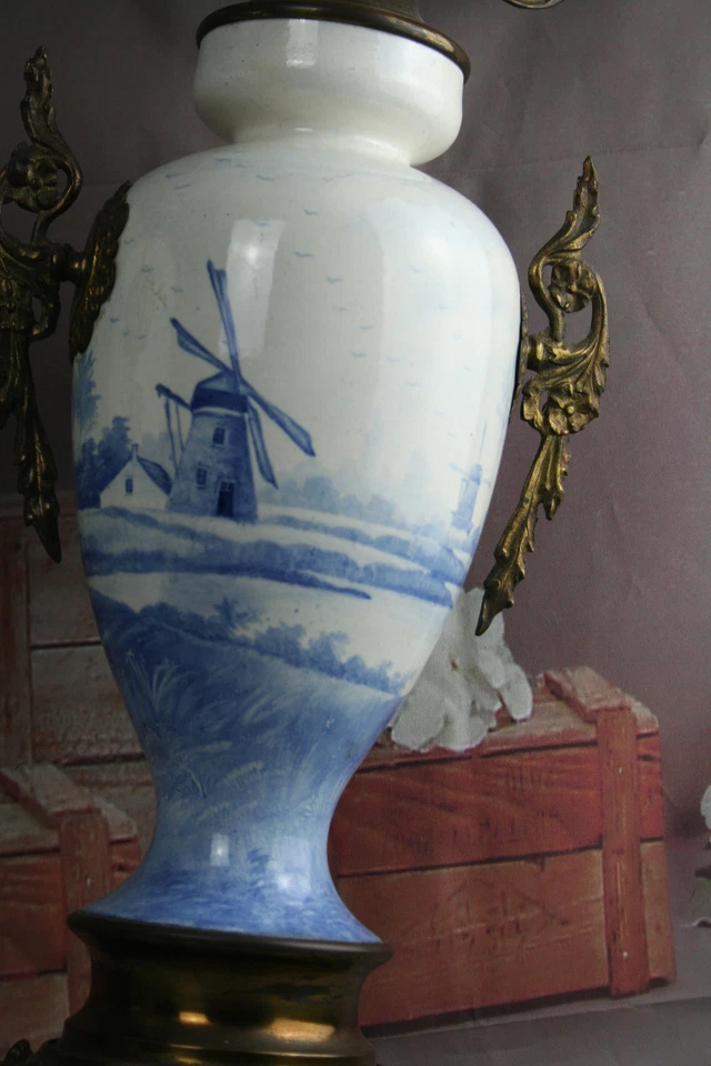 Blue white Pottery Mills landscape Candelabras set with Clock Dutch 1920's  - Image 4 of 4