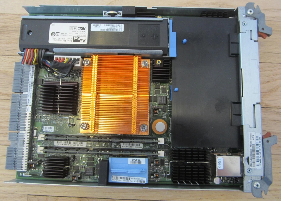 EMC Storage Controller Module 110-123-000D R:D19 D23 FCN 046-004-136_A03 T78303 - Image 4 of 4