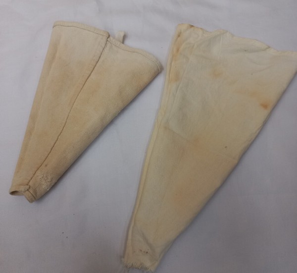 2 ANTIGUAS MANGAS PASTELERAS DE TELA