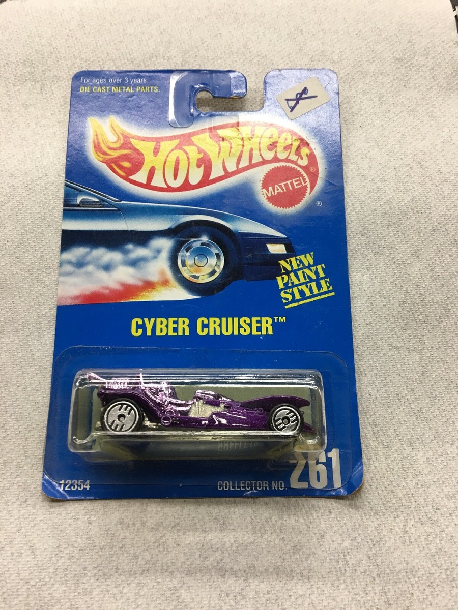 Hot Wheels 1992 Cyber Cruiser #261 Metallic Purple NEW ON CARD B49