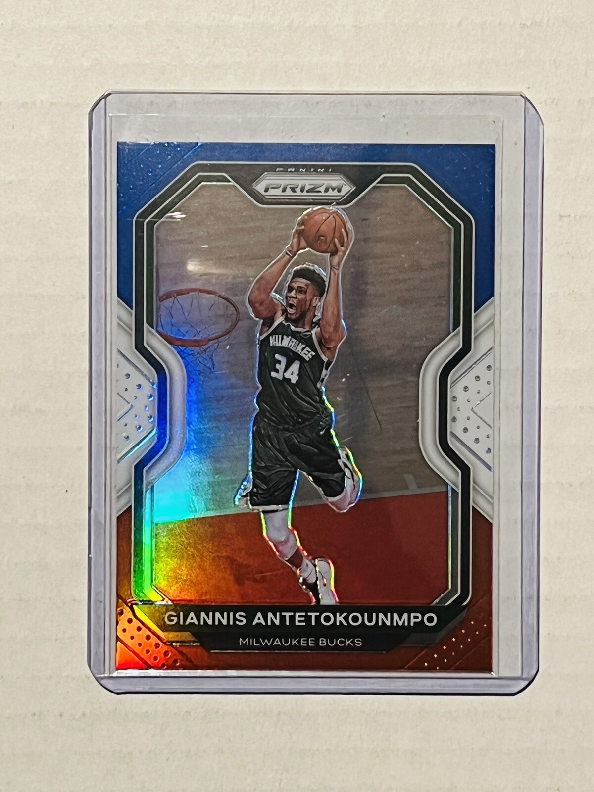 GIANNIS ANTETOKOUNMPO 2020-21 Panini Prizm Red White Blue RWB Prizm Bucks