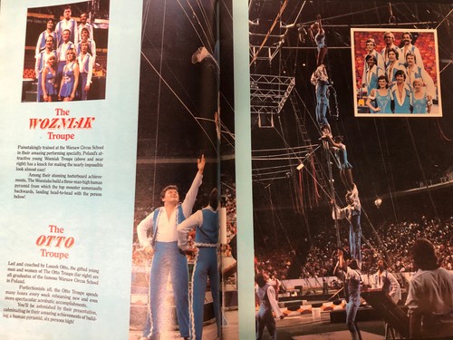 1981 Ringling Bros. And Barnum Bailey Circus Souvenir Program Creepy Clowns - Picture 7 of 13