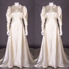 Vintage Champagne Wedding Dresses Long Sleeves High Neck A Line Bridal Gowns