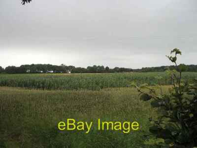 Photo 6x4 Field entrance Craigton/NO3250 Looking through a gap in the he c2007