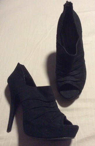 cathy jean black suede - Gem