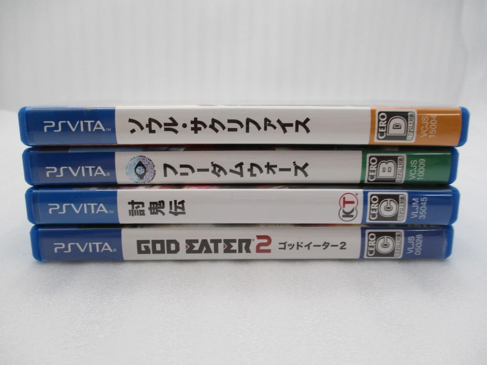 PS VITA GOD EATER 2 TOUKIDEN SOUL SACRIFICE & FREEDOM WARS 4Games Japan import - Image 3 of 4