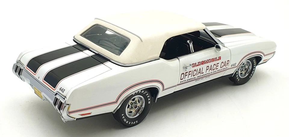 Exact Detail 1/18 Scale WCC301 - 1970 Oldsmobile 442 Indy Pace Car - Image 2 of 4