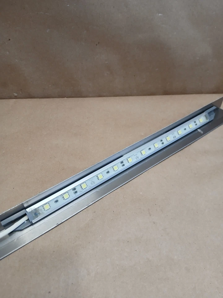 Tira de lámpara LED para refrigerador de aire turbo blanca plateada OEM aparato genuino #3009 Foto 3 de 4