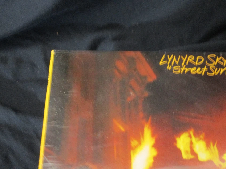 Lynyrd Skynyrd Street Survivors Sealed Vinyl Record LP Album USA 1977 Recalled  - Image 2 of 4