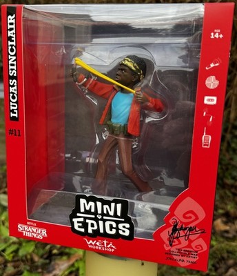 Weta Workshop - LUCAS SINCLAIR - Stranger Things - Mini Epics Figur 14 cm NEU