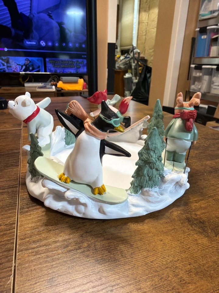 Yankee Candle Tarro de 3 mechas Candelabro Vacaciones de montaña, esquí, animales, en muy buen estado Foto 2 de 4