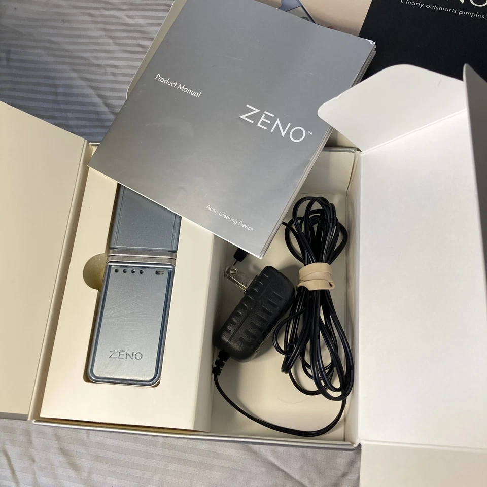 Zeno pro acne clearing DEVICE With Case And Charger For Parts Only Does Not Work - Image 3 of 3