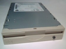 Iomega Z100ATAPI ZIP 100 drive IDE 40pin DELL 16911 14.A 04085D01 0003484D 16911