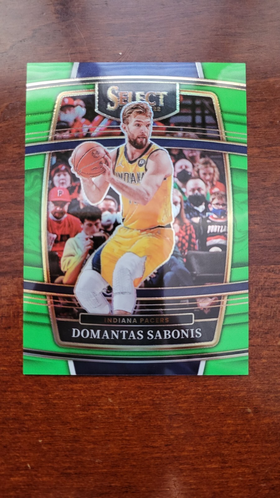Domantas Sabonis 2021-22 Panini Select Concourse Neon Green Prizm Card 73/75
