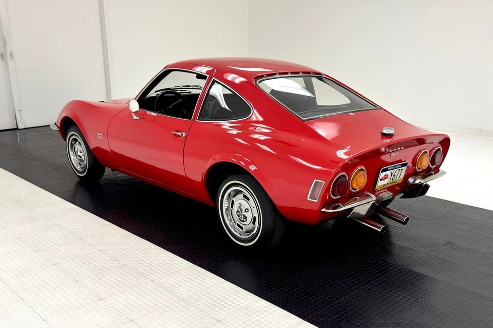 Opel GT 1969 Foto 3 de 4