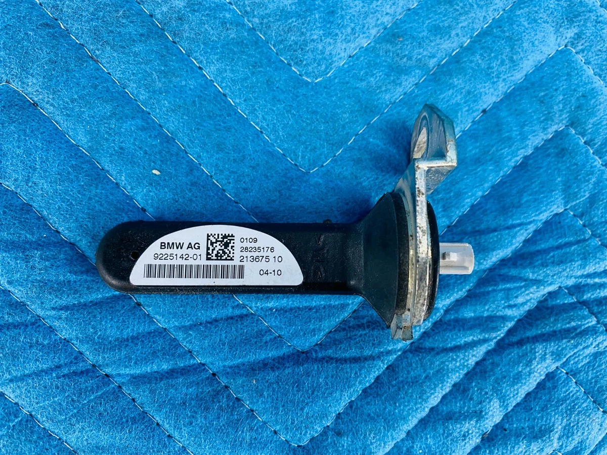 Genuine BMW Front Telephone Antenna 65209225142 OEM | eBay