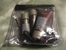 molton brown london 4 pc gift set coastal cypress bath shower gel 30ml, white
