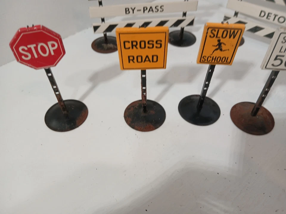Lot Of 8 Vintage Tonka State Hi-Way Department Road Signs - Image 3 of 4