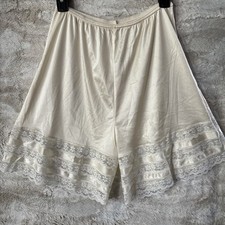 Velrose Vintage Cream Nylon Pettipants Bloomers Lace Trim Slip Shorts M USA