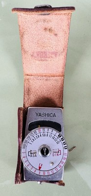 Yashica camera Hot shu light exposure f/stop meter vintage