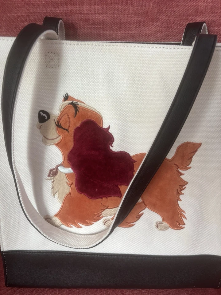 Oh My Disney Store Dama y el Vagabundo Bolso de Hombro Cartera Perros Colección NUEVO Foto 2 de 4