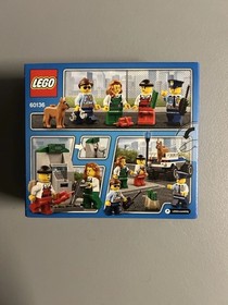 LEGO (60136) City: Police Starter Set -New Sealed Retired - Bank Car Chase