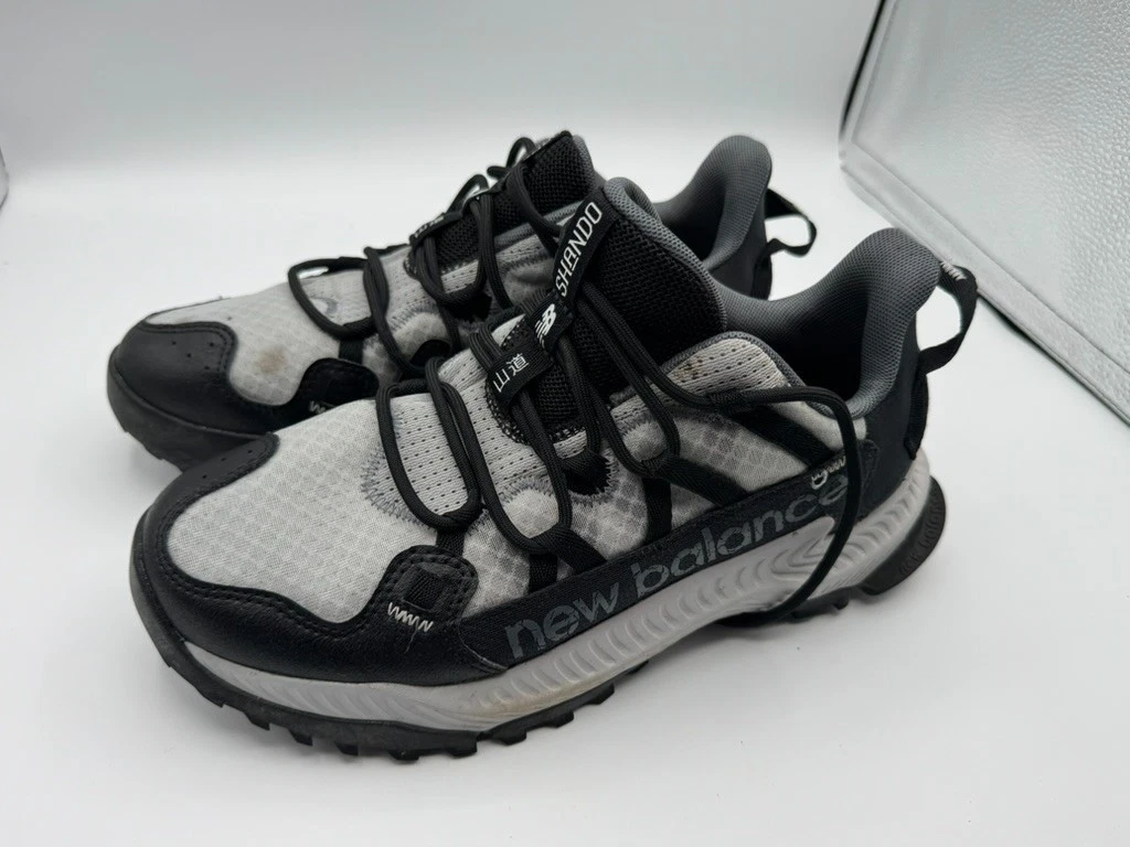 New Balance Mens Shando MTSHALK Black Dynasoft Trail Running Sneakers 8 2E WIDE