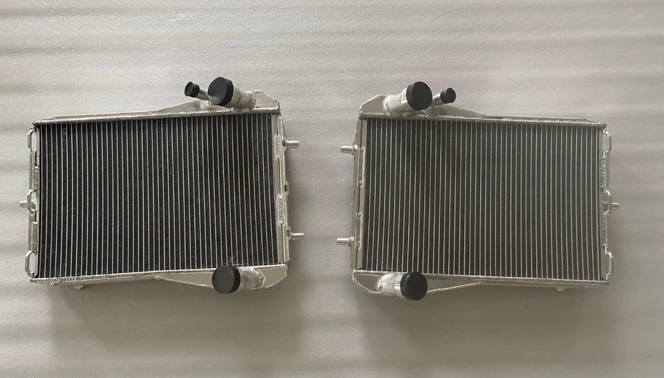 🔥Radiador aluminio L+R apto para Porsche 911 Turbo 3.6L 3.8L 2001-2012 Foto 2 de 4