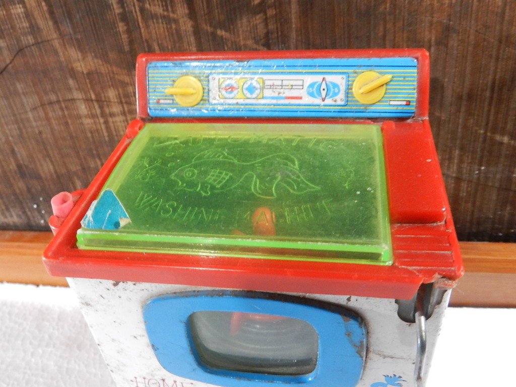 ＹＯＮＥＺＡＷＡ　ＴＯＹＳ 日本製のおもちゃで、２台です YONEZAWA TOYS 日本製のおもちゃで、2台です Yonezawa