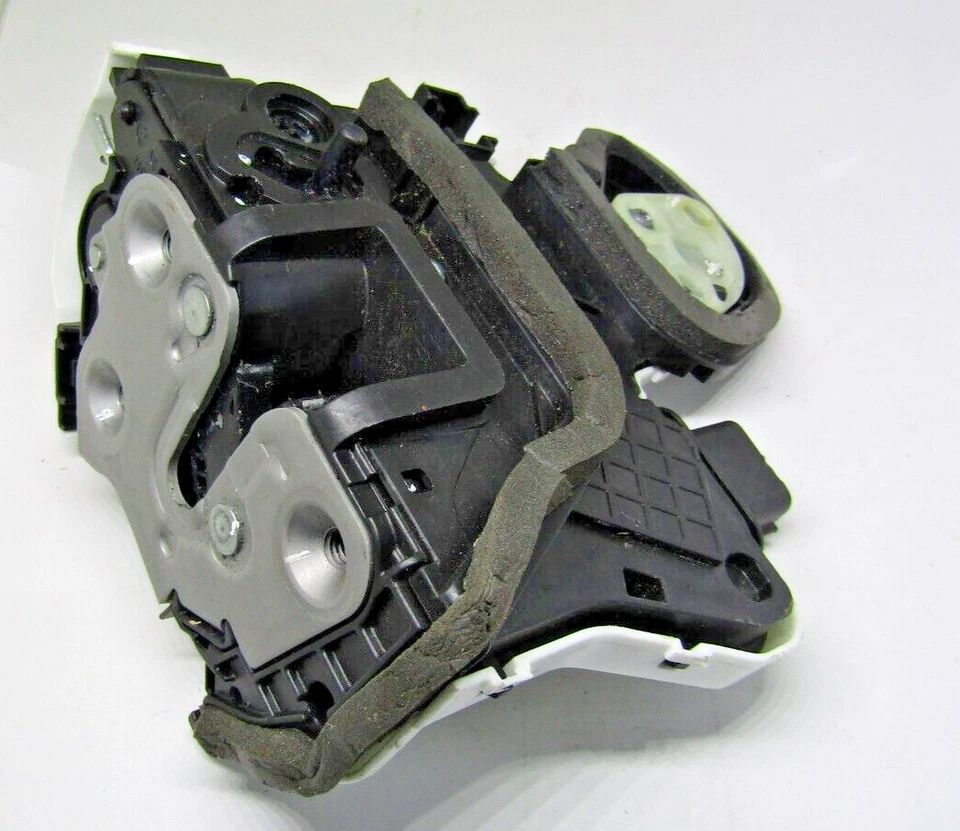 ПРИВОД ЗАЩЕЛКИ ДВЕРНОГО ЗАМКА ACDelco 26500287 ЗАДНЯЯ ПРАВАЯ СТОРОНА 25 CHEVROLET EQUINOX - Изображение 2 из 4