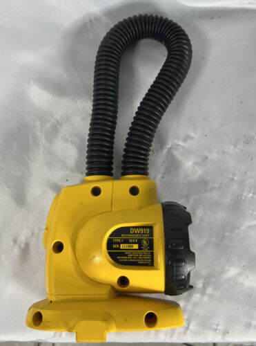 DeWalt Flashlight DW919 (Tool Only) - Picture 1 of 3
