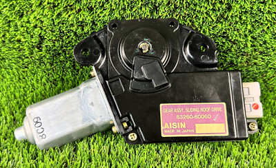 Lexus LX470 1998-2002 Sliding Sunroof Drive Gear Motor 63260-60060