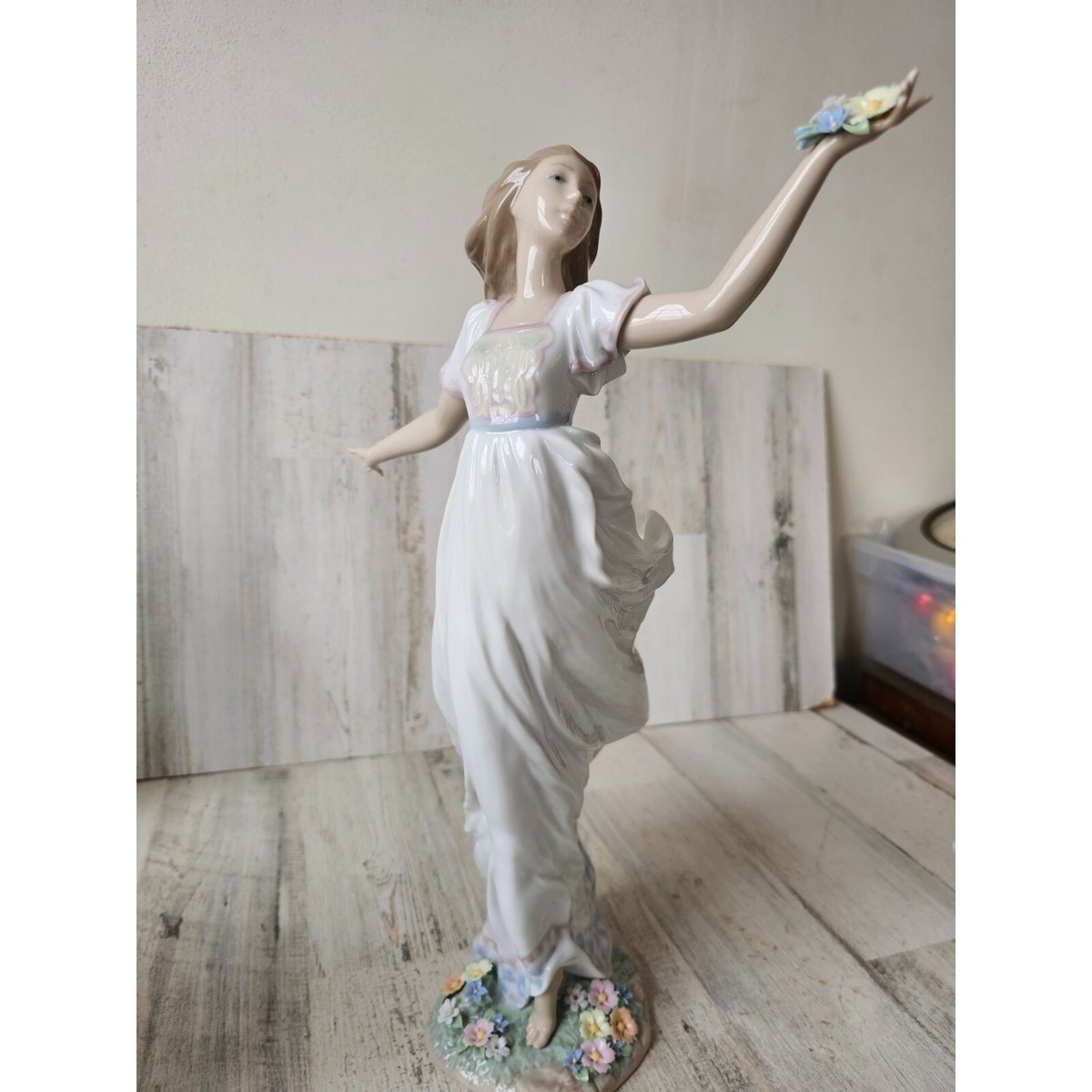 スポーツ LLADRO Lladro Jolie Lady with Parasol #5210 Porcelain Figurine Spain w