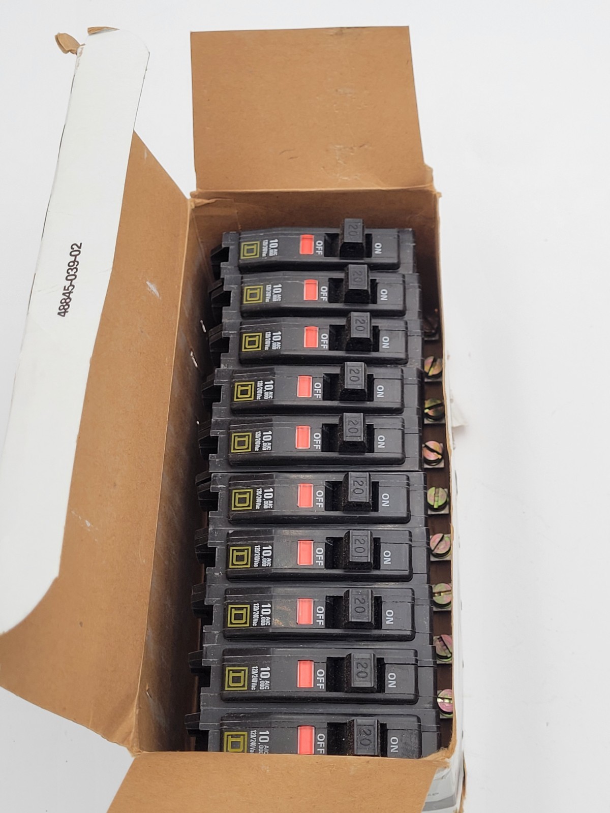 NEW Square D Type QOB 20A 1-Pole Bolt On Circuit Breaker (Box of 10) QOB120