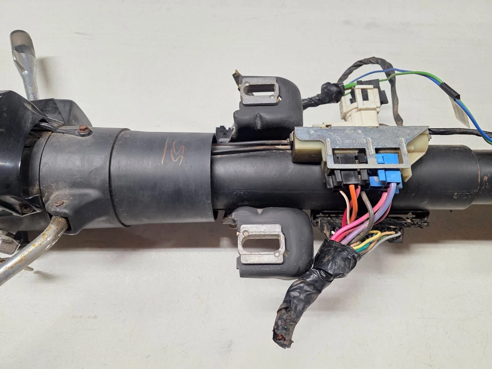 Chevrolet GMC Van G10 G20 G30 1982-91 columna de dirección de rueda teclas de aire acondicionado Foto 3 de 4